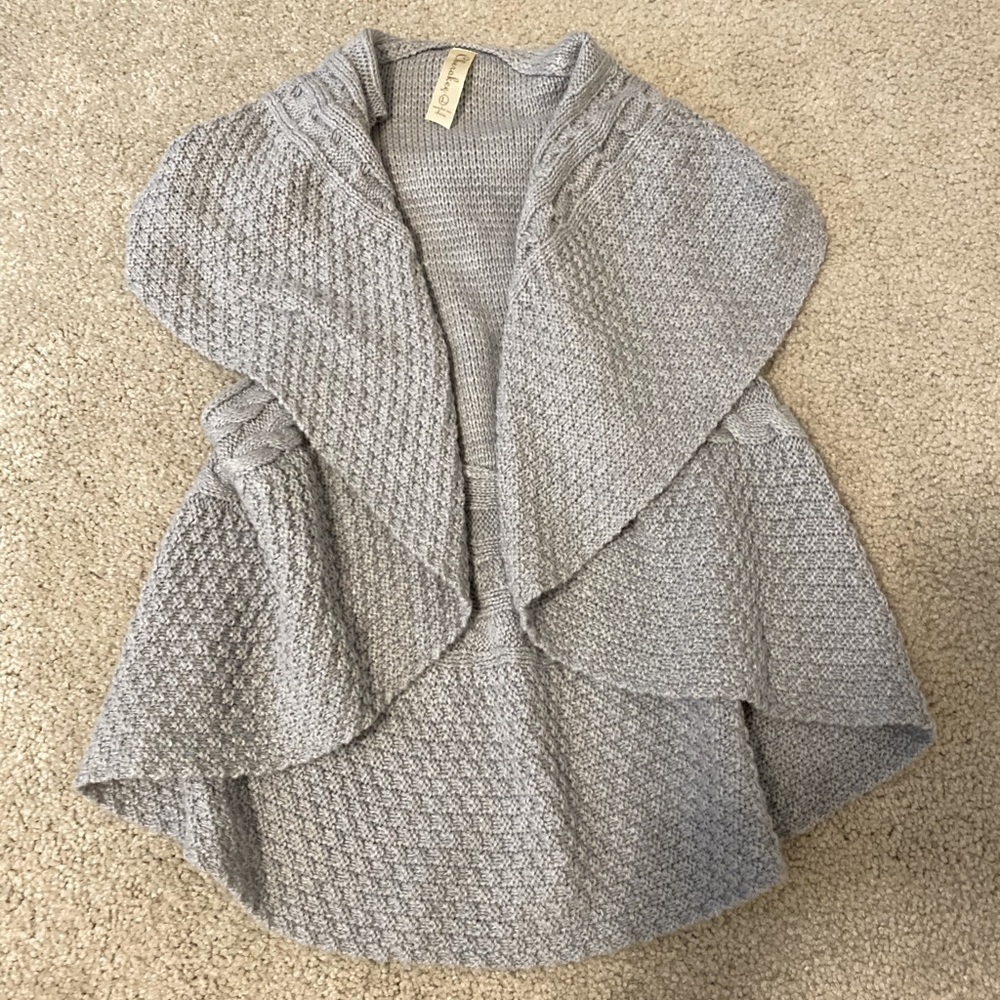 CHEROKEE Sweater
